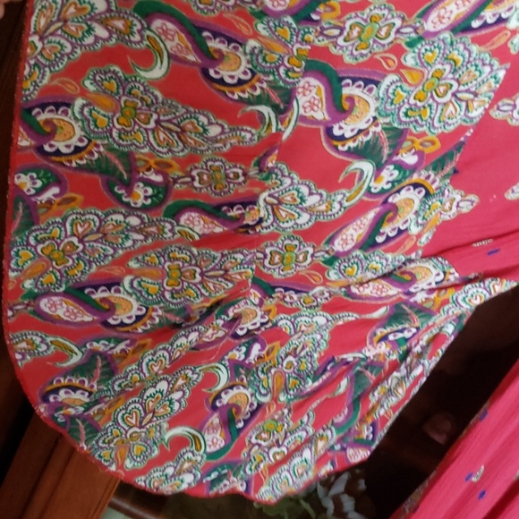 Paisley NWTS Tunic Top batwing sleeves - Picture 3 of 4